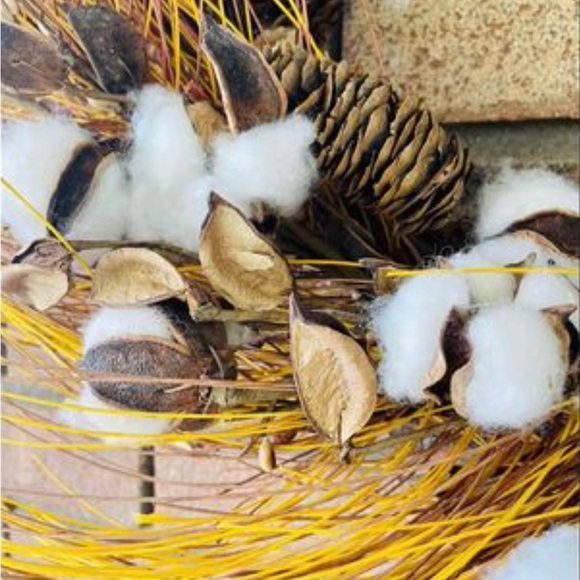 Cotton & Needles Fall Wreath - Picture 8 of 10